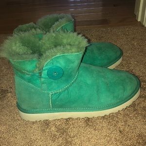 Teal/ greenish blue mini bailey button Ugg boots